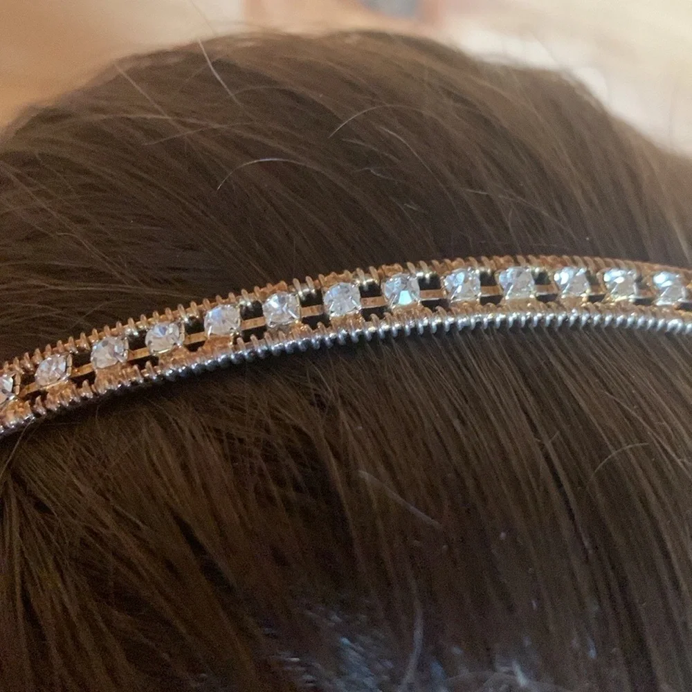 Girl’s rhinestone headband New with tag